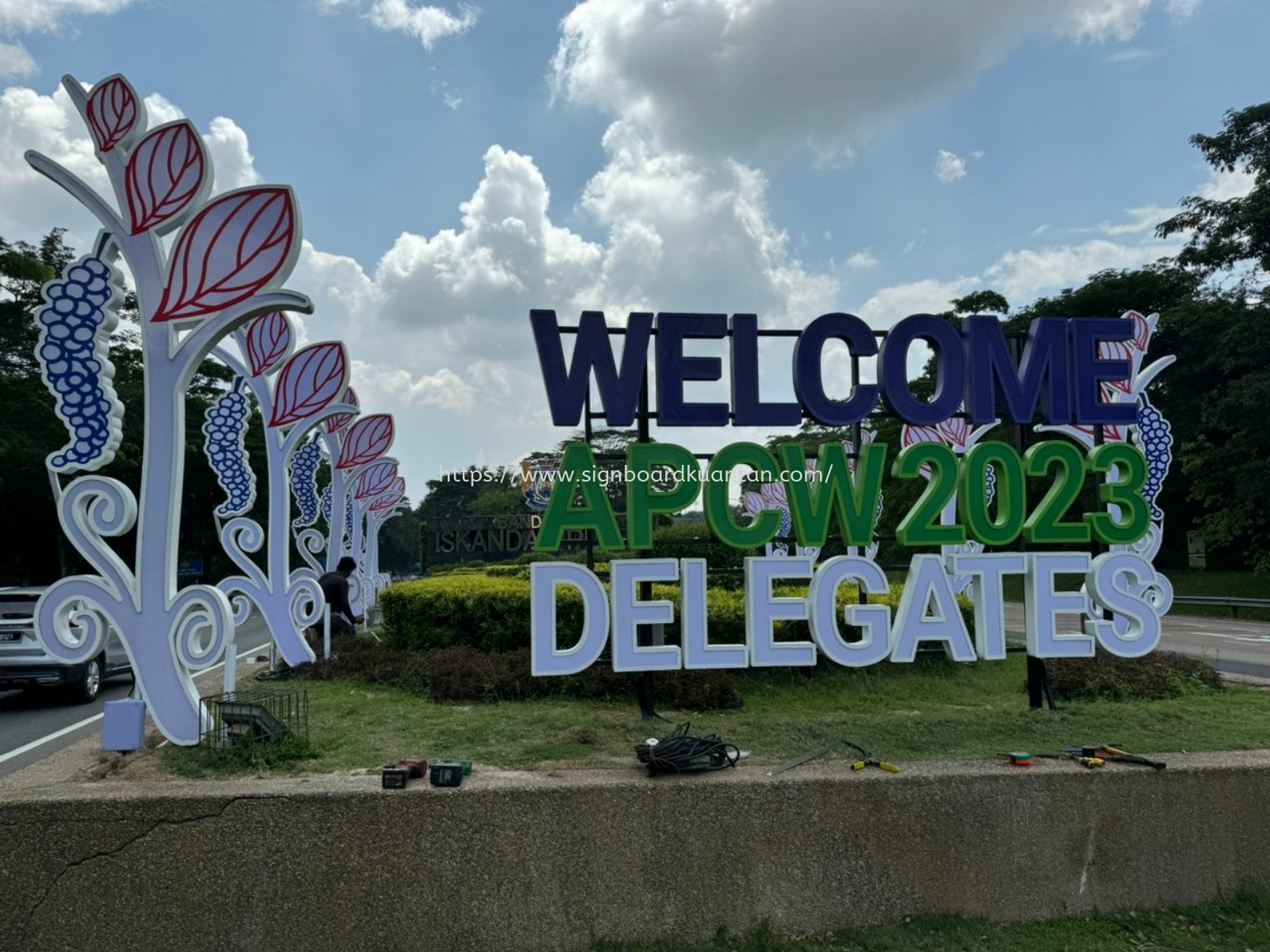 WELCOME APCW 2023 DELEGATES ALUMINIUM CONCEAL BIG 3D LED BOX UP LETTERING STAND SIGNAGE AT