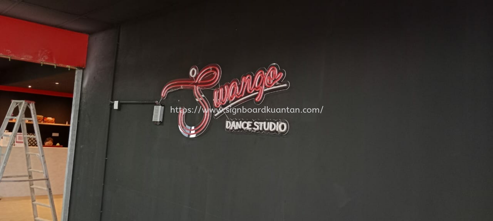 SWANGA DANCE STUDIO INDOOR LED NEON SIGNAGE AT