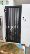  Aluminium wall fencing & Small manual Door