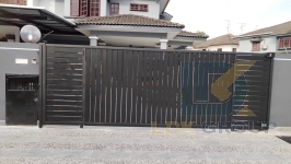 LDK A SERIAL SLIDING GATE WITH COATING