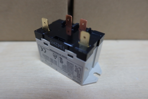 DAIKIN/YORK R04059029497 OMRON G7L-1A-TUB (COIL : 200~240V) POWER RELAY