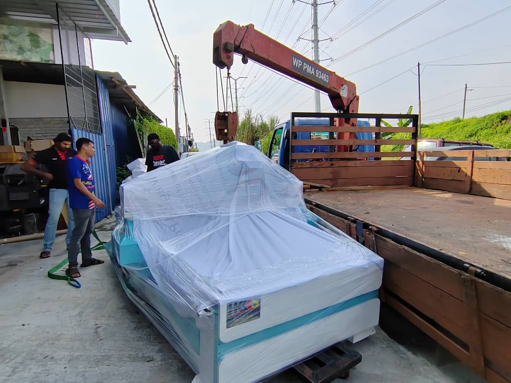 DELIVER CNC ROUTER MACHINE TO JOHOR