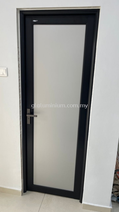 aluminum swing.door (vitally)@jalan bunga mawar 2,taman suria jaya,kuala lumpur