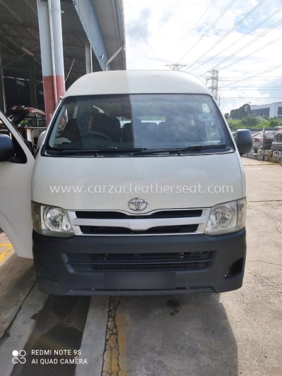 TOYOTA HIACE BODY SPRAY & REPAIR