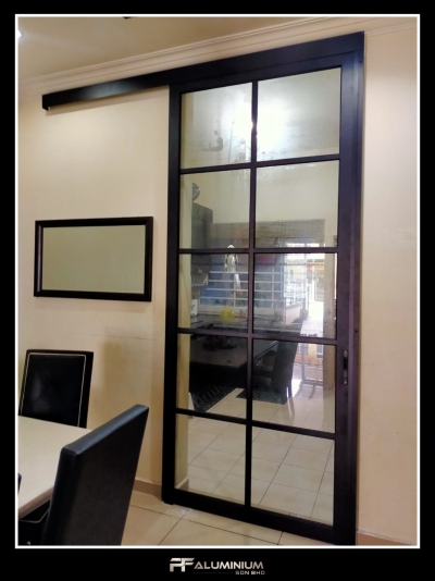 Hanging Sliding Door (Single Panel)