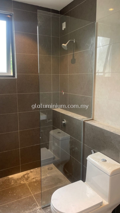 Shower 10mm tempered fix glass @jalan BK 8D,Bandar Library,puchong