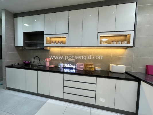 4G Door With Solidply Kitchen Cabinet #RimbunImpian