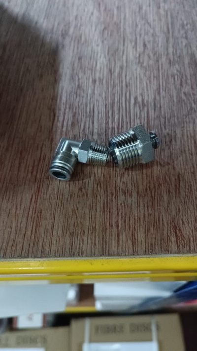 STAINLESS STEEL PUSH IN FITTING