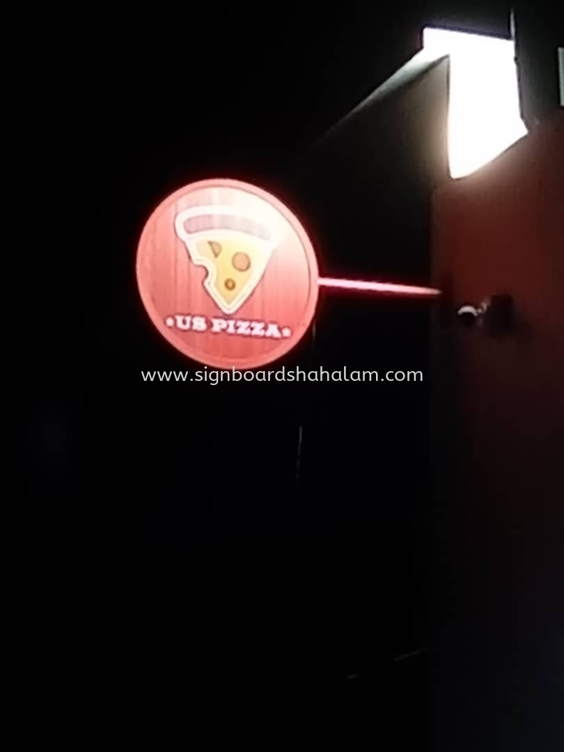 US Pizza Round Shape Double Sided Lightbox Signage #3D SIGNBOARD #CUSTOM 3D SIGNAGE #3D OUTDOOR SIGNAGE #3D LETTER SIGNS #3D WALL SIGNS #3D BUSINESS SIGNS #3D CHANNEL LETTER SIGN #LED 3D SIGNBOARD At SUNGAI CHOH, RAWANG, SERENDAH, BATU CAVES.