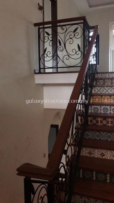 To fabrication and install new custom make wrought iron powder coated staircase railing with wood handle - Kajang 