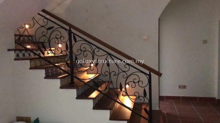 To fabrication and install new custom make wrought iron powder coated staircase railing with wood handle - Kajang 
