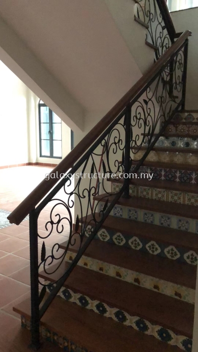 To fabrication and install new custom make wrought iron powder coated staircase railing with wood handle - Kajang 