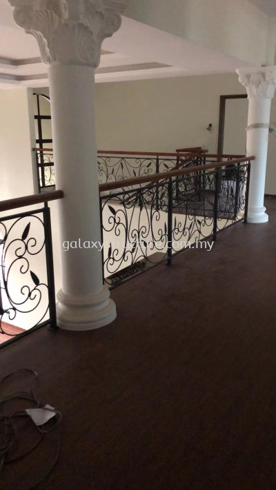 To fabrication and install new custom make wrought iron powder coated staircase railing with wood handle - Kajang 