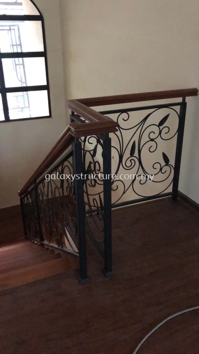 To fabrication and install new custom make wrought iron powder coated staircase railing with wood handle - Kajang 