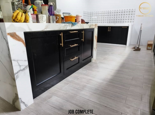 Classic Kitchen Cabinet - 0149