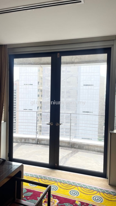 Aluminum swing door 2 panel