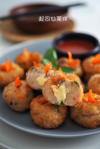 Breadcrumbs with Cheese Filling Chicken Ball