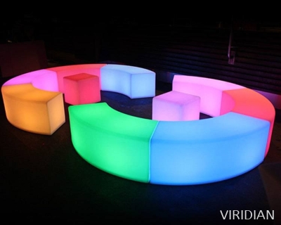 LED table and chair (70)