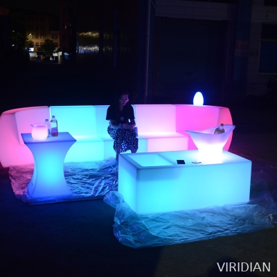 LED table and chair (104)