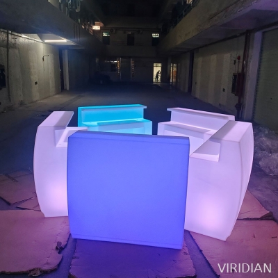 LED table and chair (62)