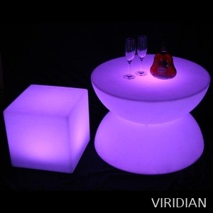 LED table and chair (74)
