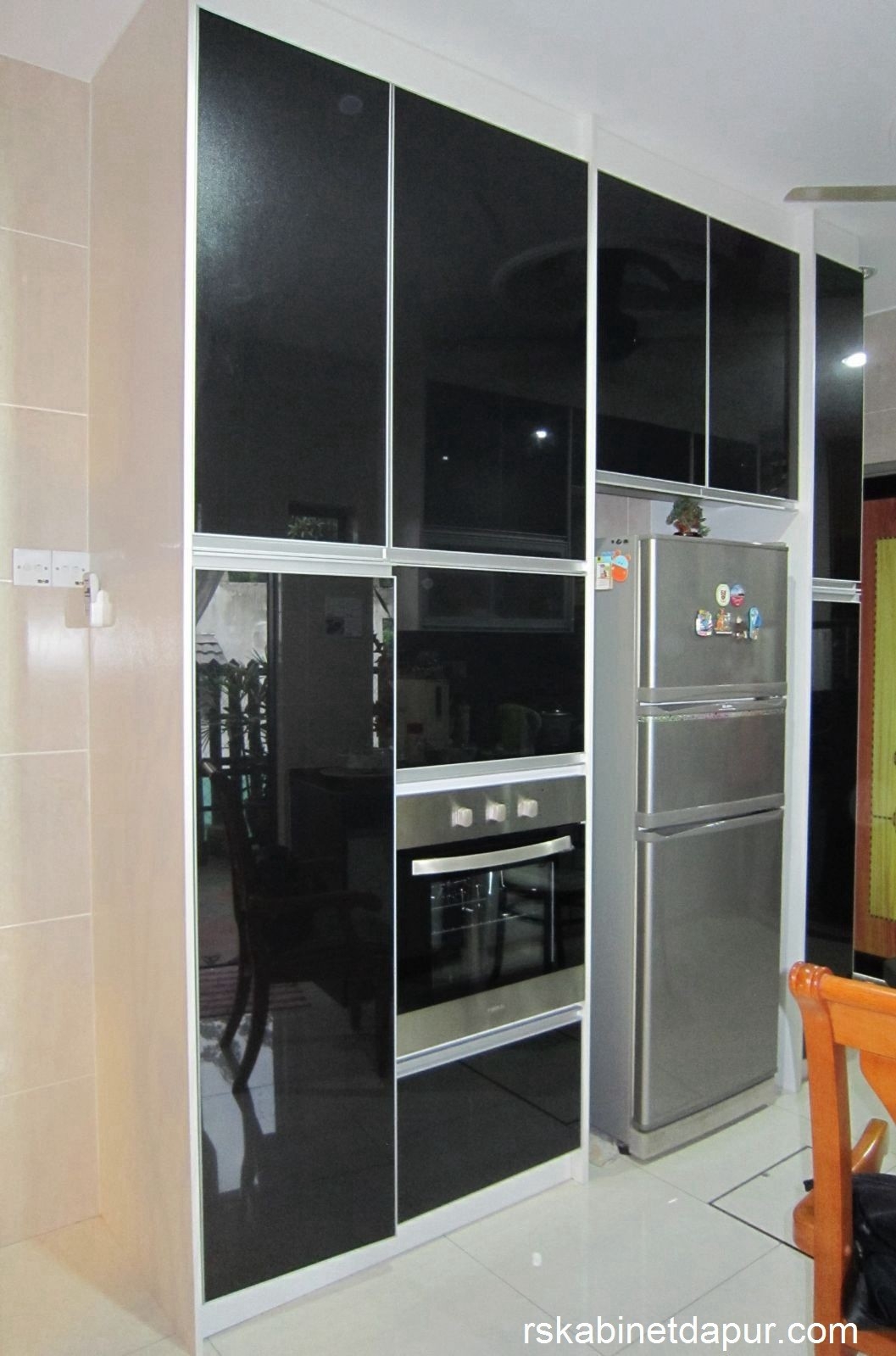 Selangor Modern Kitchen Cabinet Contractor Selangor & Sembilan Kitchen Cabinet  Malaysia Reference Renovation Design 