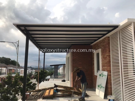 Progress done (semi d house)-1)To fabrication and install new pergola Acp awning paint with c channel structure and design hollow pillar 2)To fabrication and install new pergola Acp awning paint 3)To fabrication and install new balustrade/balcony/railing mild steel expended metal design paint - Kajang 