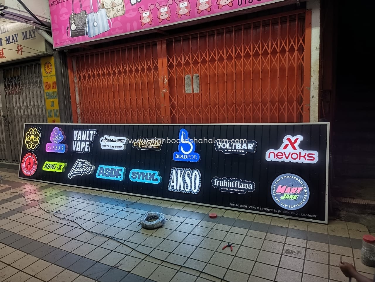 One2Vape Distribution #3D Laser Cut Signage #3D LED Frontlit Lettering Signboard #3dboxup #3dsignboard #3dledboxup at Puncak Jalil, Bukit Jalil, Puchong, Puchong Bandar Puteri, Puchong Utama, 