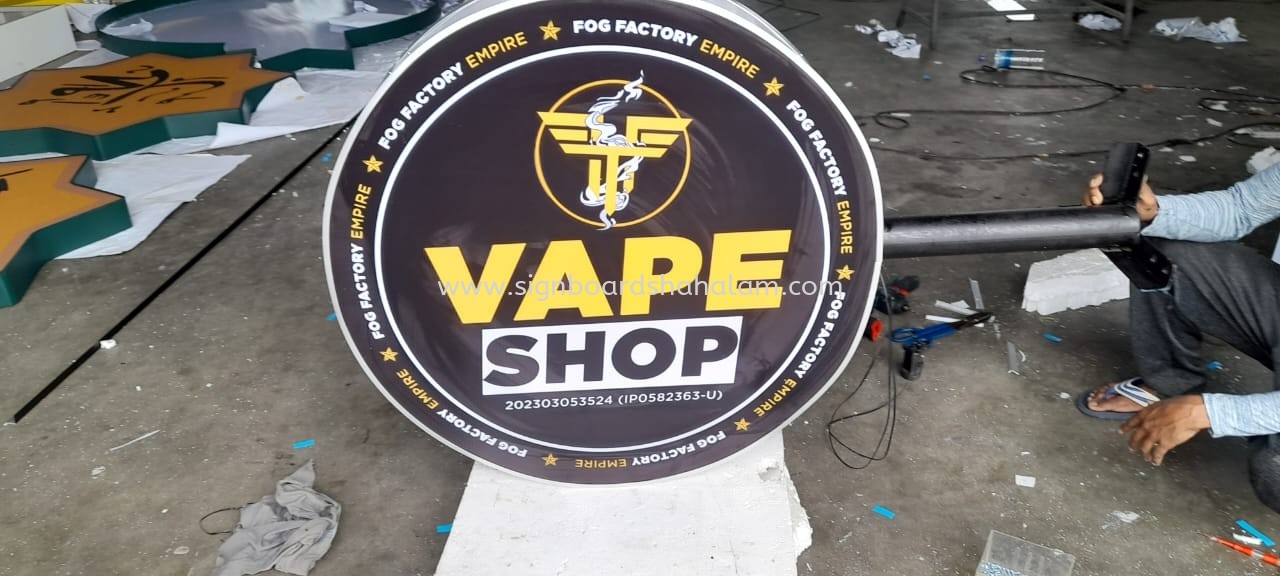 Vape Shop #3dledboxup #signboard #doublesidedlightbox #doublesided #lightbox at Subang Jaya, Puchong, Selangor.