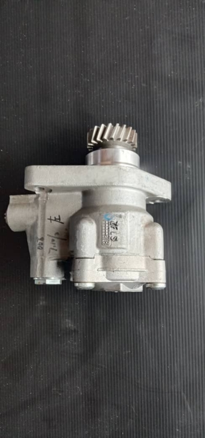 HINO JO8E POWER STEERING PUMP