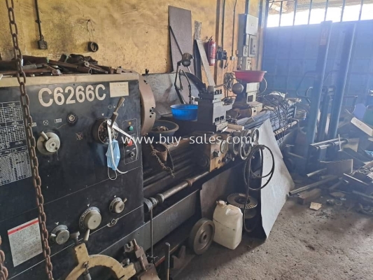 Big Bore Gap-bed Lathe