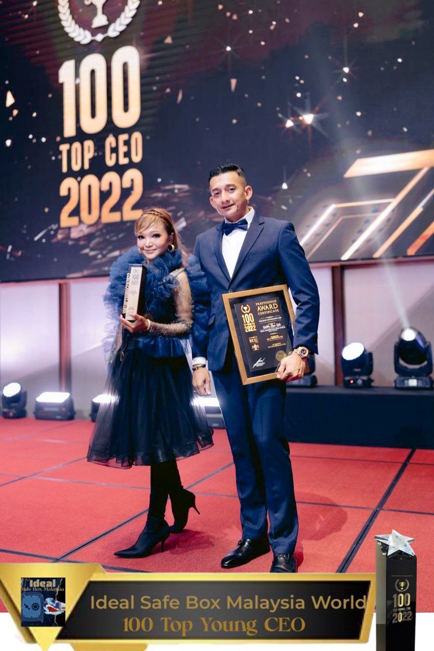 100 Top Young CEO 2022  awards by Datuk Sri Ismail Sabri to Ideal Safe Box Malaysia World