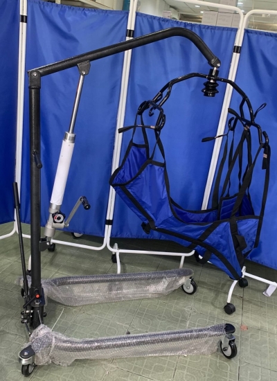 Hydraulic Hoist with Sling A&I Patient Hoist ( MANUAL ) ( RM3600)