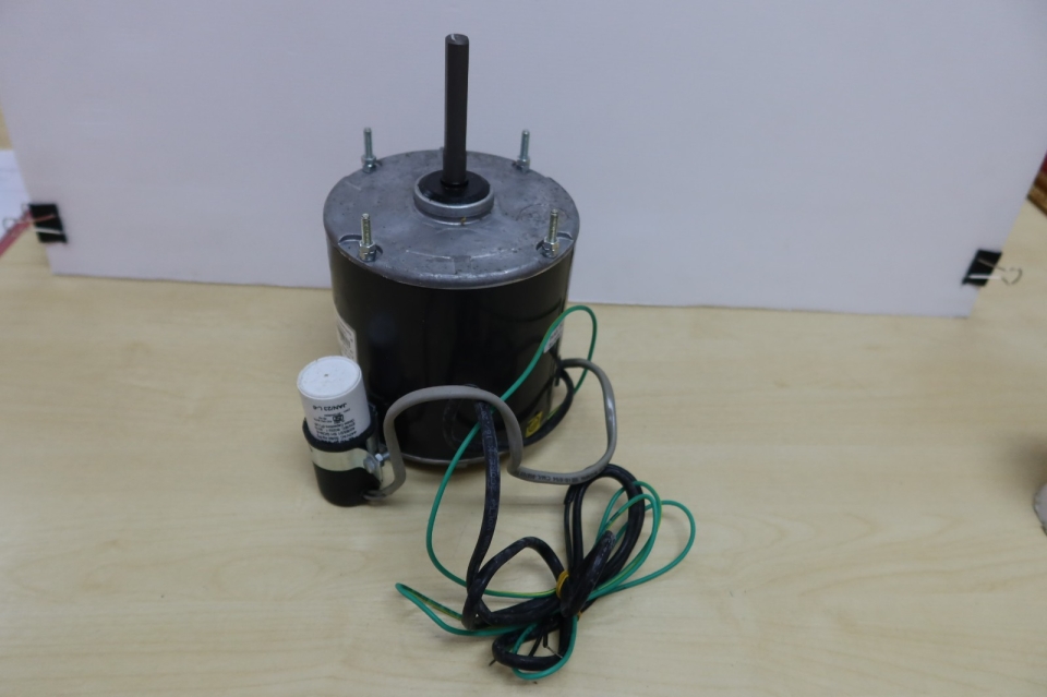 CARRIER UH-1288 370W CONDENSING FAN MOTOR 2AL5-70-090 (C/W10HF CAP.) (S/S 2AL5-50-090)