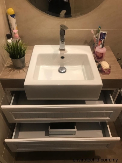 Kabinet Vanity Bilik Mandi - Cheras