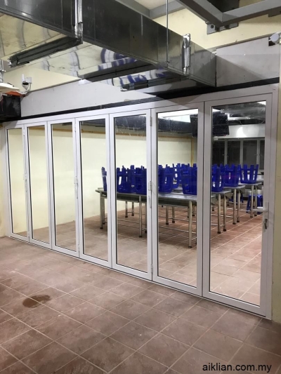 Aluminium Folding Door Reference