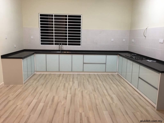 Rekaan Kabinet Dapur Aluminium