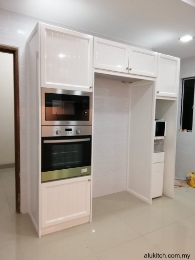 Aluminium Kitchen Cabinet Design