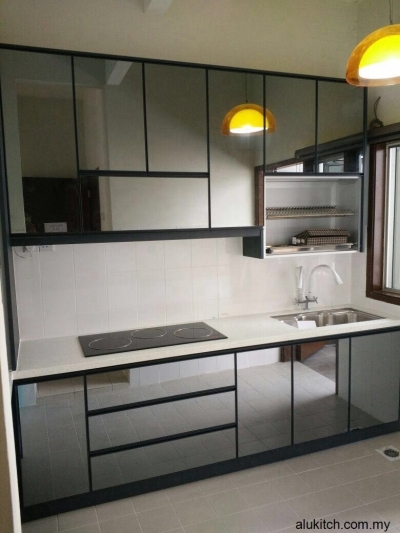 Aluminium Kitchen Cabinet Design