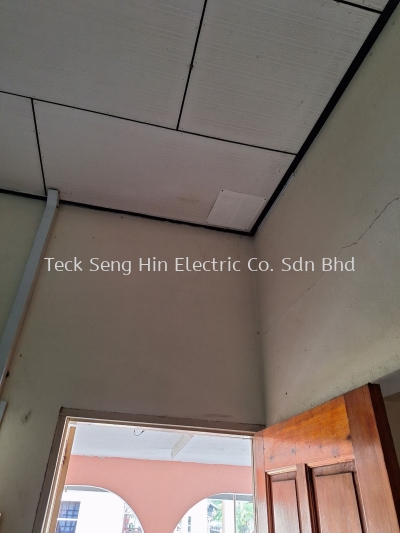 Solar Roof Ventilators45 Watts Solar Power, Coverage: up to 850 sq ft of attic area, CFM: 2860, Warranty: Solar panel - Lifetime, Motor - 5 years~Kampung Tawas, Ipoh