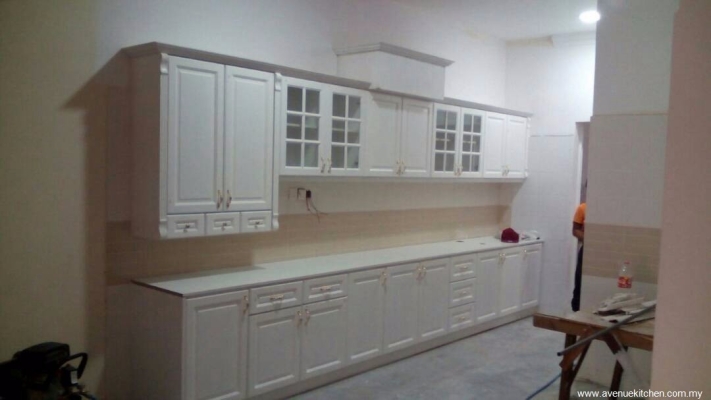 Kabinet Dapur Bergaya