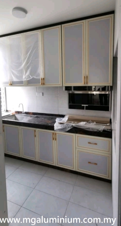 Common Aluminium Kitchen Cabinet Reference