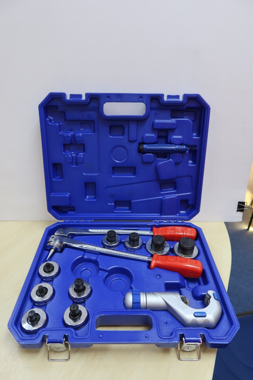 DSZH CT-100AL EXP.KIT(C/W WK-650 CUTTER & WK-207 DEBURRER)(3/8,1/2,5/8,3/4,7/8,1,1-1/8,1-3/8&1-5/8")