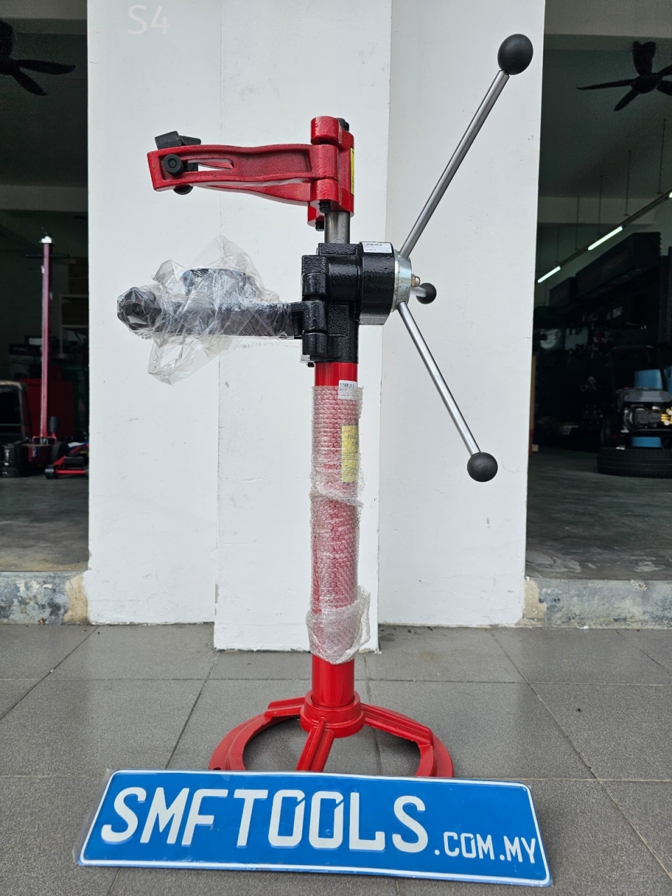 OEM / Import Taiwan | 1Ton Automotive Heavy Duty Coil Spring Compressor Stand