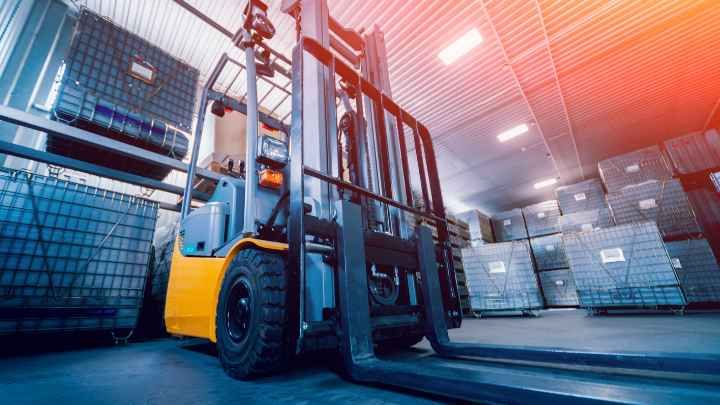 Enhancing Warehouse Safety: Advanced Forklift Tips