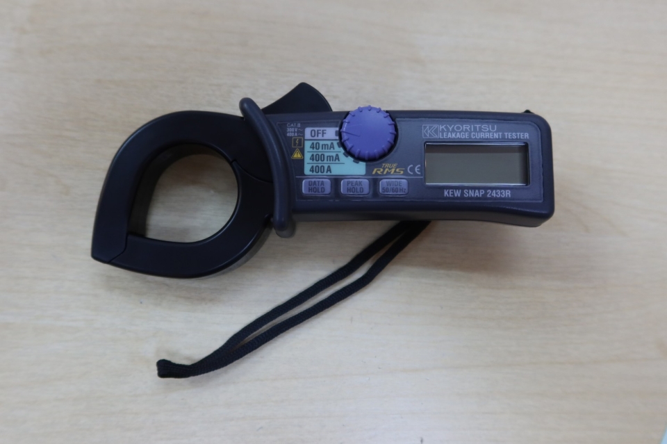 KYORITSU TRUE RMS KEW SNAP 2433R LEAKAGE DIGITAL CLAMP METER (TESTER)