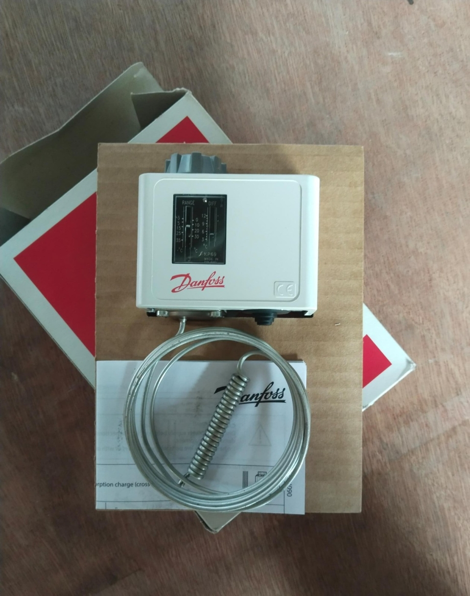 DANFOSS KP69 060L111266 THERMOSTAT (-5 TO +35ˇăC) (AUTO) (DIFF:1.8/7ˇăC) (CAP TUBE:2M)