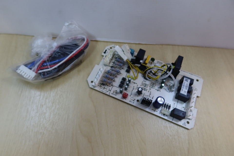 CARRIER OUTDOOR PCB (P/N:17123000000798 REPLACED WITH 17122000047722) - (38QUS045FS)