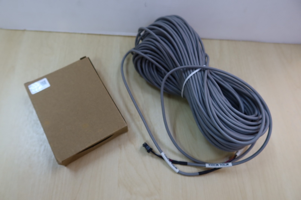 DAIKIN (APPLIED) SLM022V1.02,OYL PANEL LCD,MC324