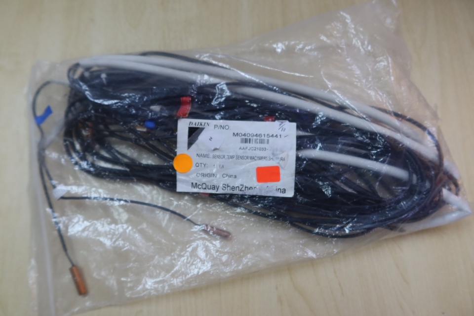 DAIKIN (APPLIED) M04094615441 SENSOR,TEMP.SENSOR MAC150ER5,SHIBAURA
